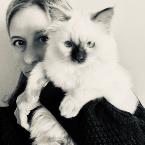 Meet your Posher, Jillian - Picture 3 of 9